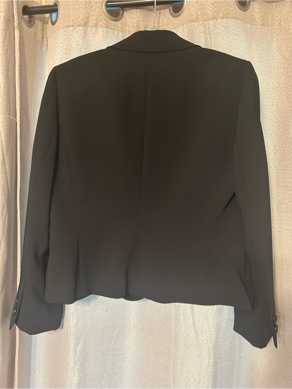 Women's Black Two-Button Tailored Lined Blazer by Tahari Size 14 - Picture 2 of 7